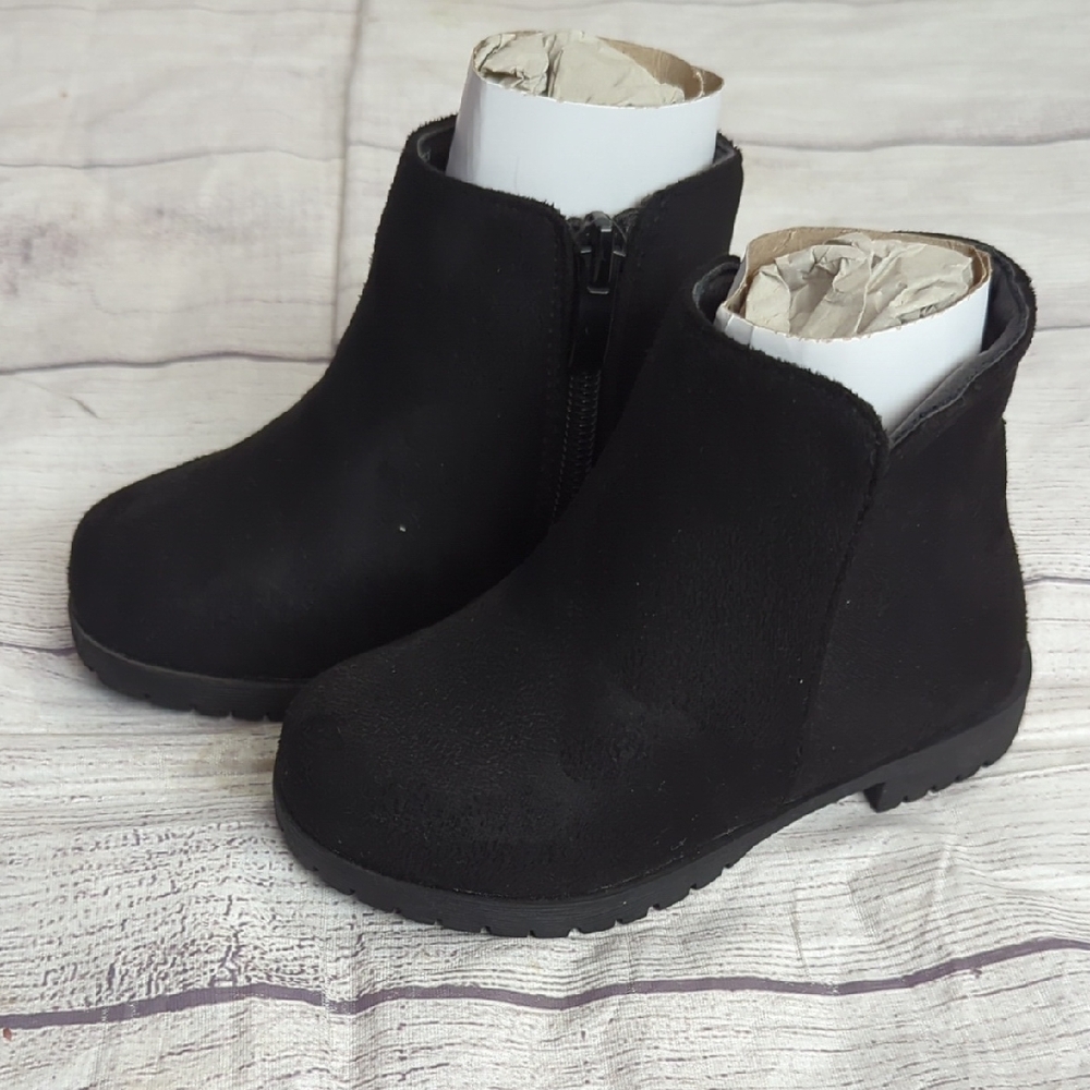 JustFab Kids Black Suede Boots